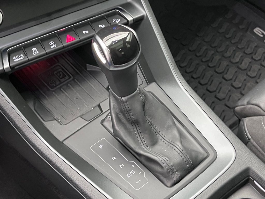 2020 Audi Q3 Prestige 17