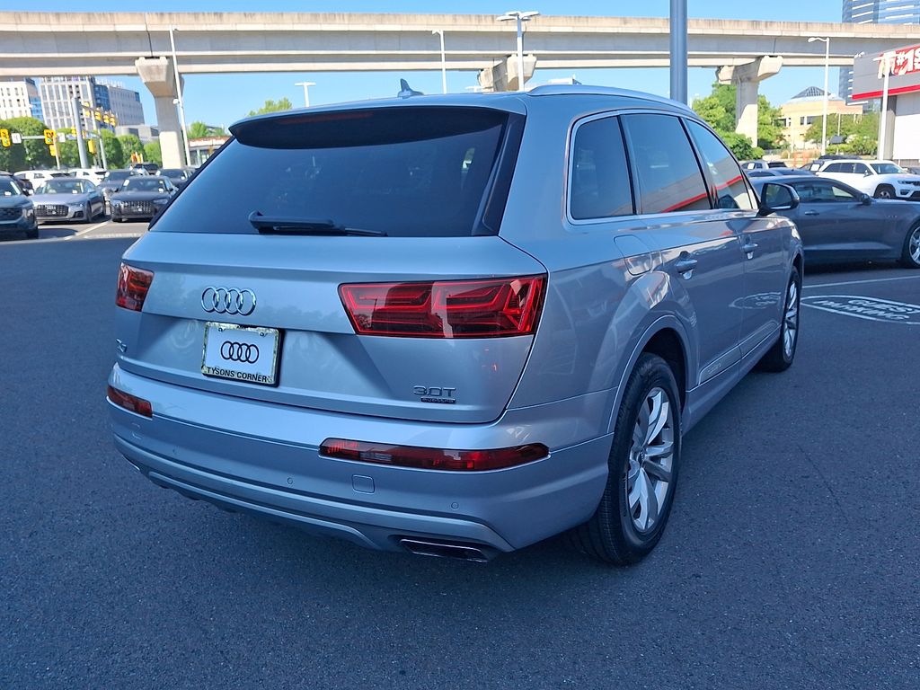 Thumbnail: 2018 Audi Q7 - 4