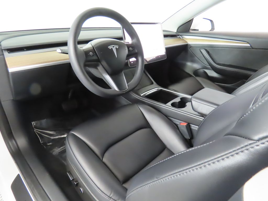 Thumbnail: 2023 Tesla Model 3 - 27