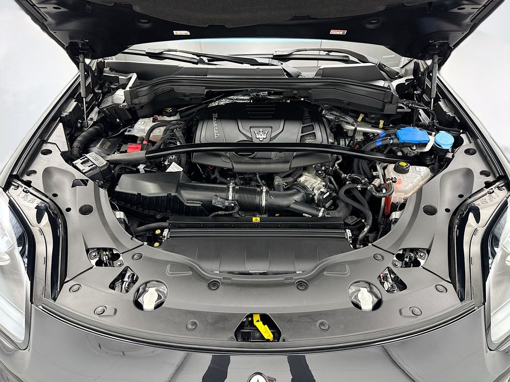 Thumbnail: 2023 Maserati Grecale - 28