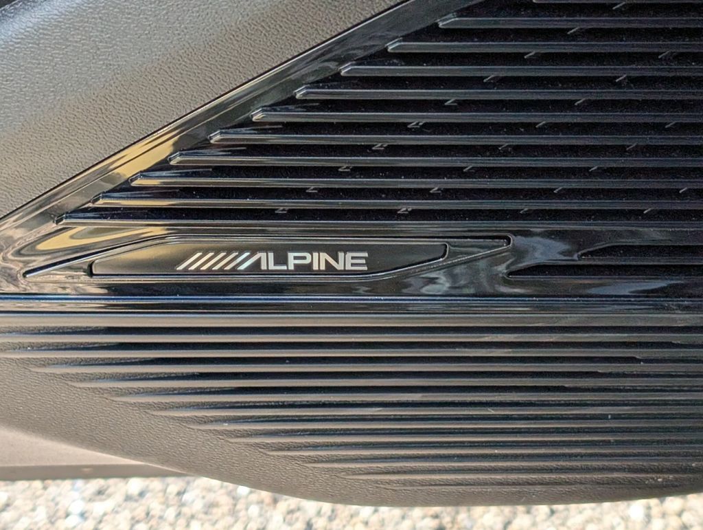 new 2026 Jeep Cherokee car, priced at $42,805