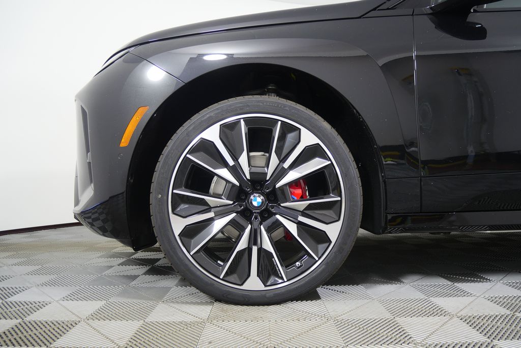 Thumbnail: 2026 BMW iX - 7