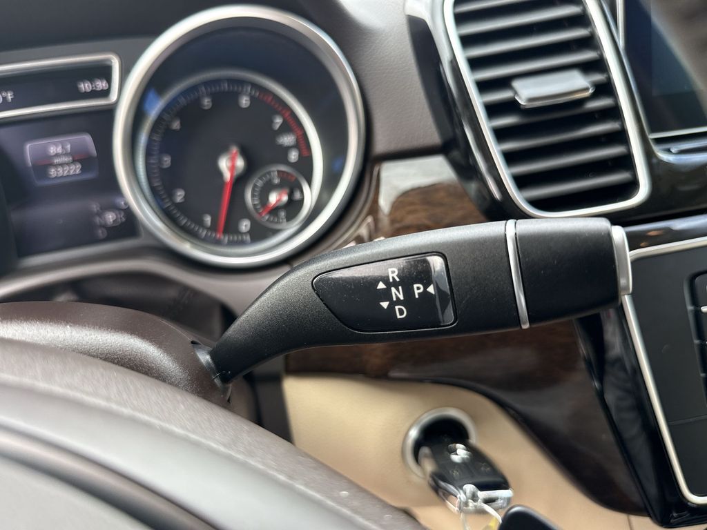 Thumbnail: 2018 Mercedes-Benz GLE - 20