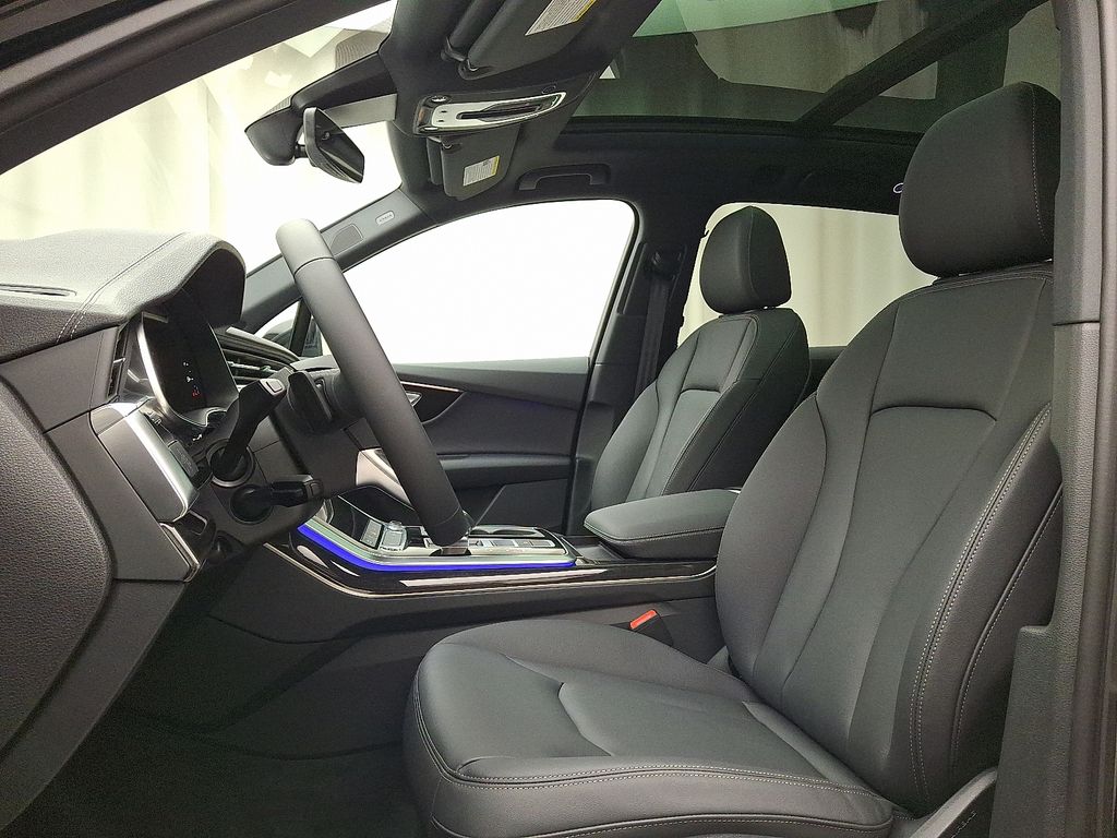 Thumbnail: 2026 Audi Q7 - 8
