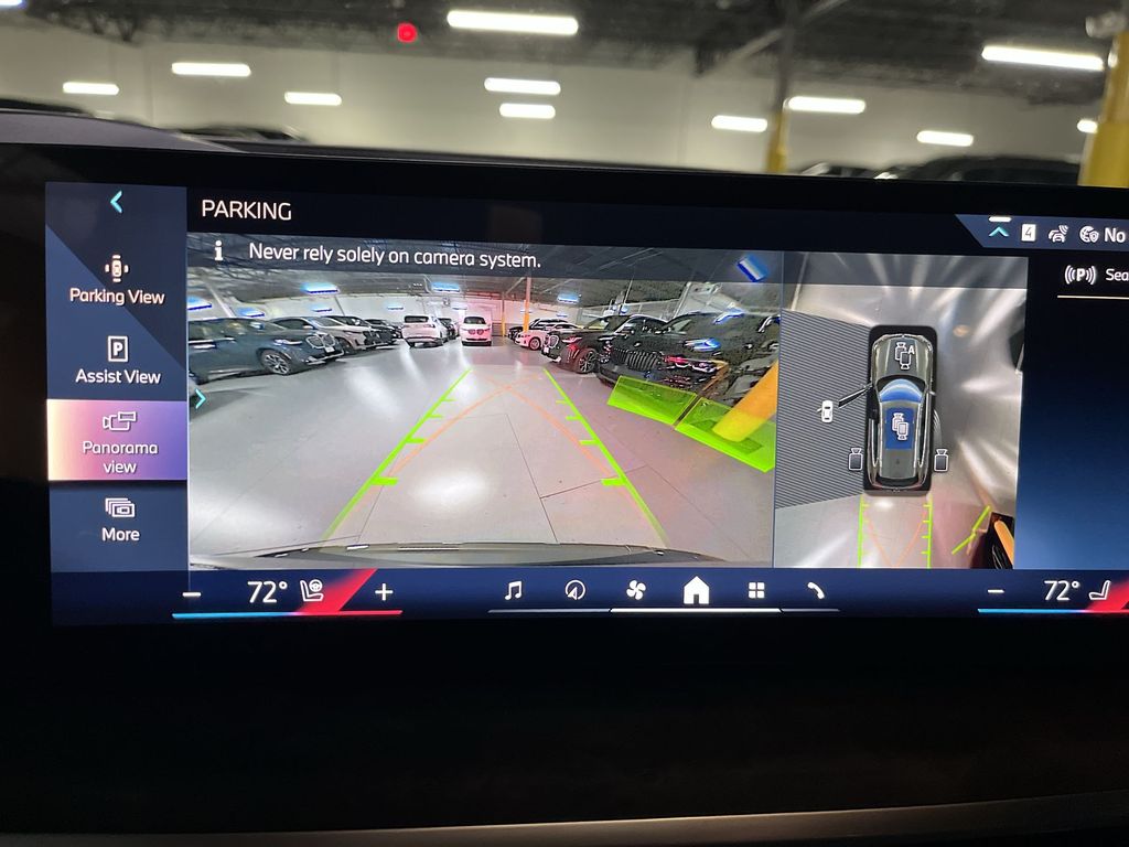 Thumbnail: 2026 BMW X5 - 17