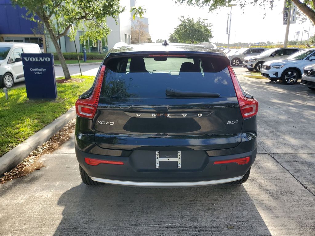 used 2025 Volvo XC40 car, priced at $28,595