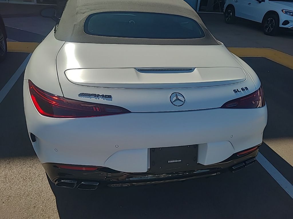 Thumbnail: 2022 Mercedes-Benz SL-Class - 4
