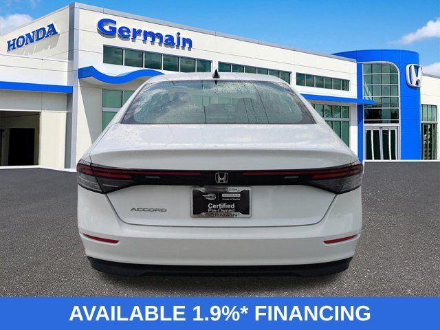 Certified Used 2025 White Honda SE image 6