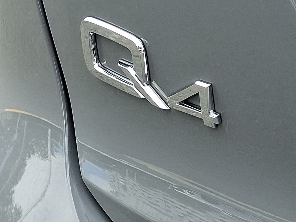 Thumbnail: 2025 Audi Q4 e-tron - 28