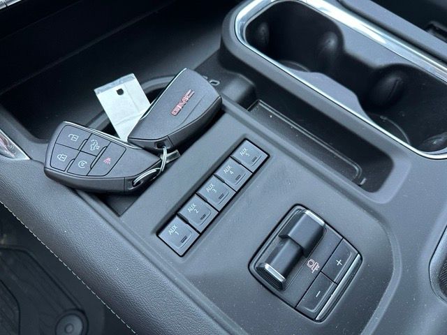 New 2025 GMC Sierra 2500HD Truck