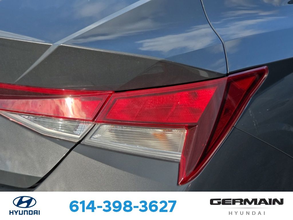 Used 2025 Gray Hyundai SE image 11