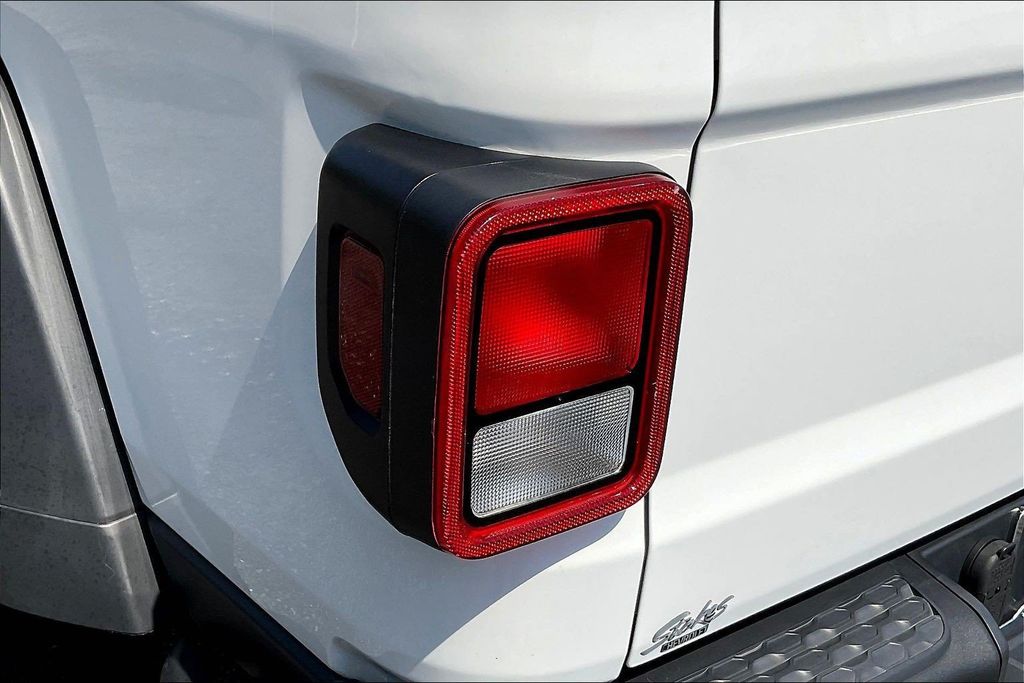 Used 2020 Jeep Gladiator Truck