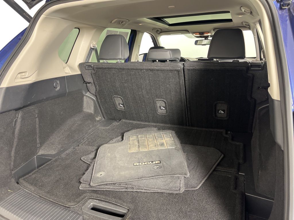 Thumbnail: 2023 Nissan Rogue - 10