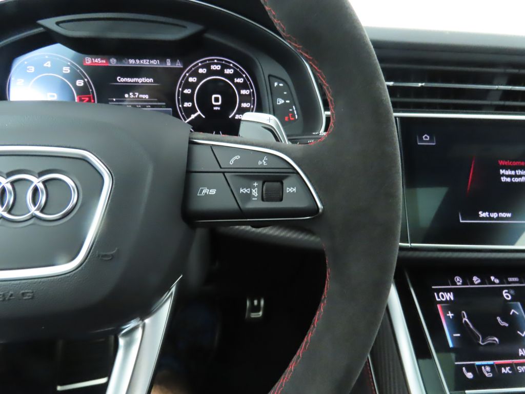 Thumbnail: 2025 Audi RS Q8 - 13