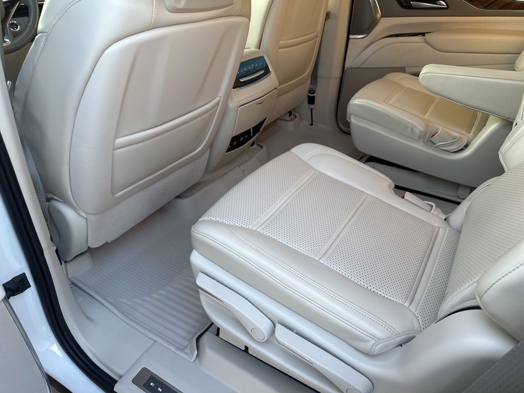 Used Car 2022 Cadillac Escalade  Sport Platinum For Sale Under $90,000 In Austin, Texas