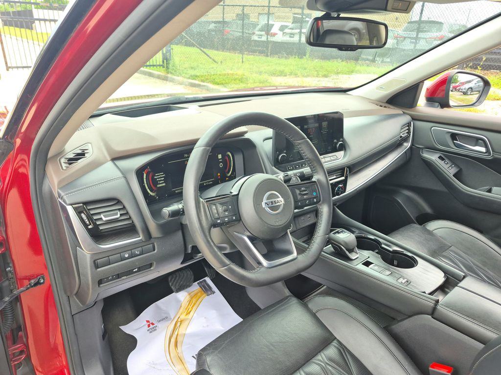 2021 Nissan Rogue Platinum - 8