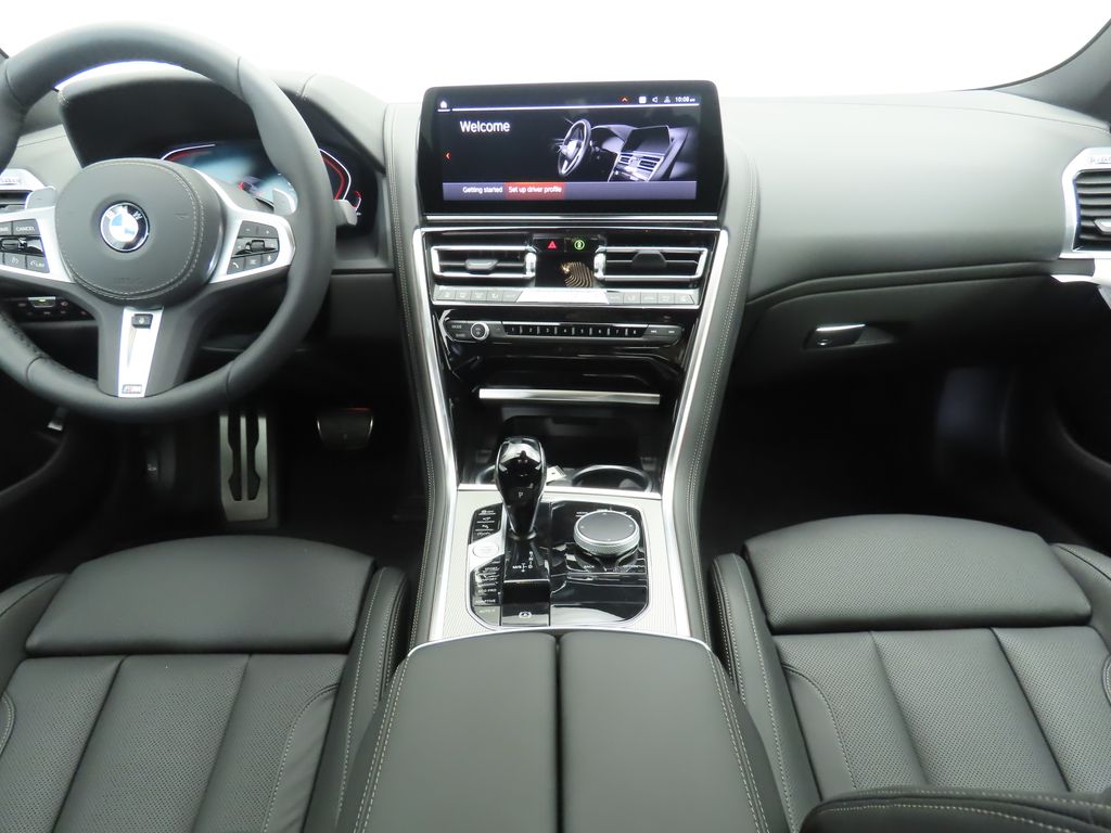 Thumbnail: 2026 BMW 8 Series - 13