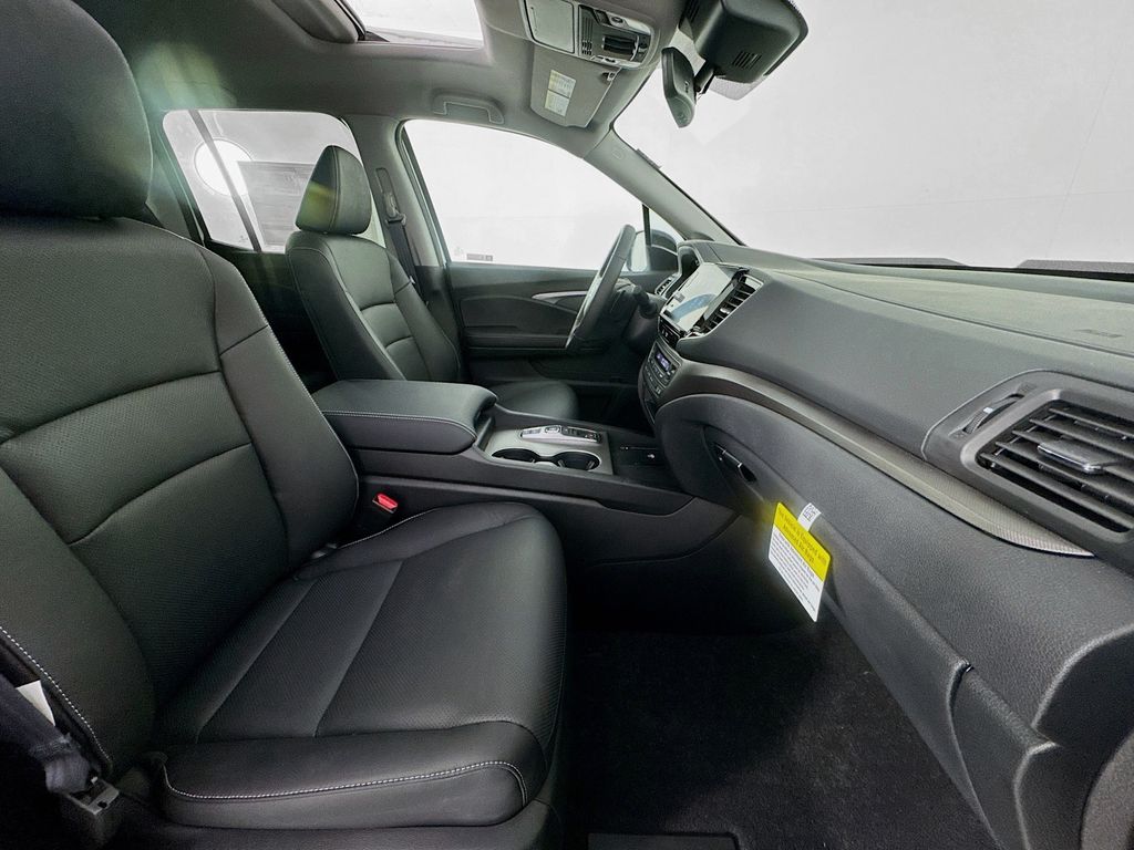 Used Car 2025 Honda Ridgeline  Rtl For Sale Under $40,000 In Austin, Texas