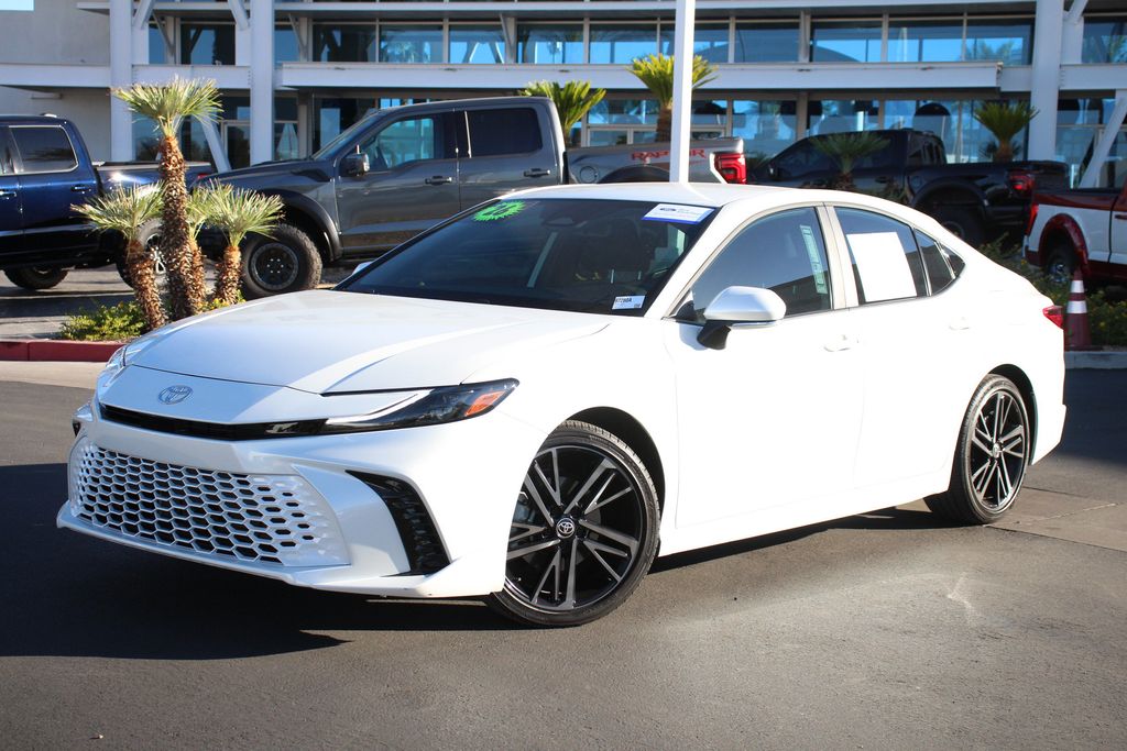 White (Wind Chill Pearl) 2026 Toyota Camry Sedan Front-Wheel Drive Continuously Variable Transmission
