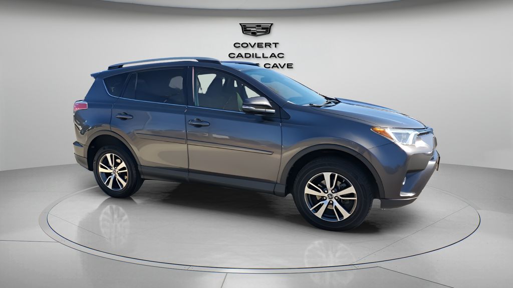 Used Car 2018 Toyota Rav4  Xle For Sale Under $25,000 In Austin, Texas