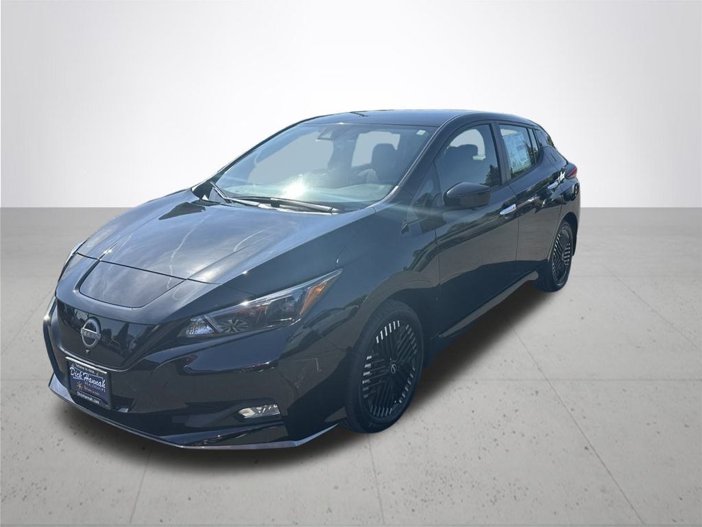 2025 Nissan Leaf SV Plus