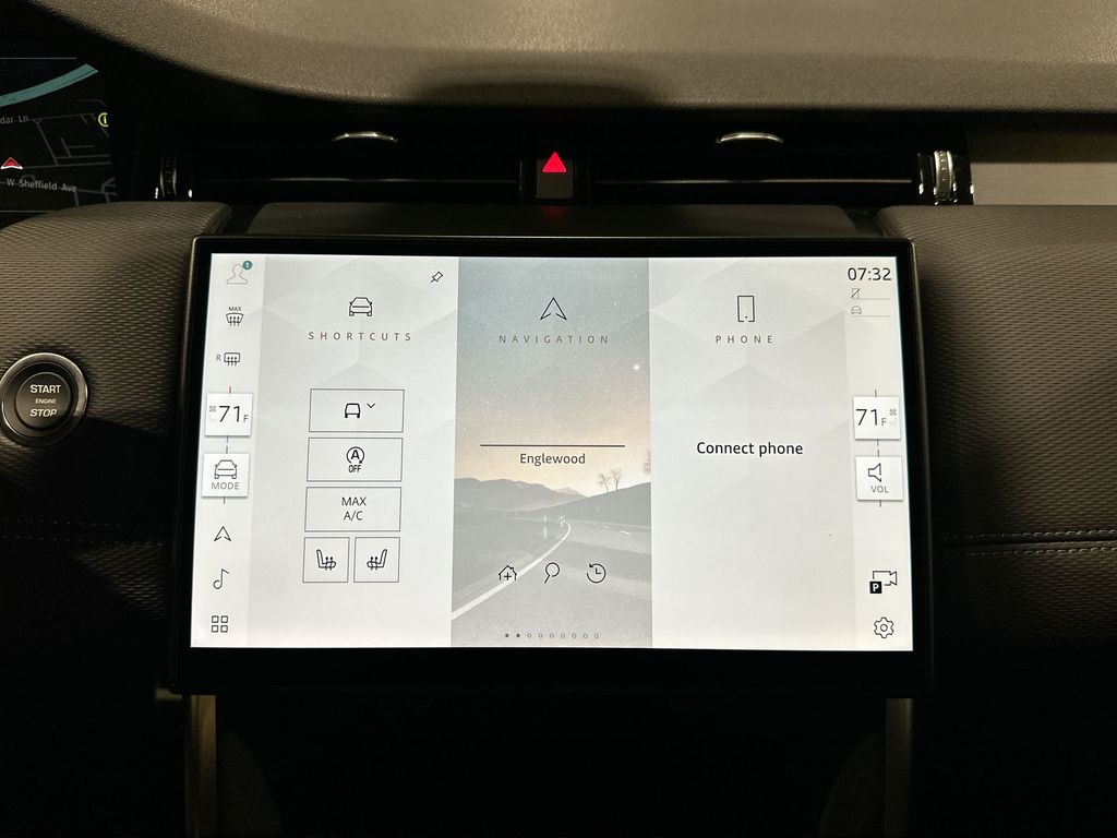 Thumbnail: 2026 Land Rover Discovery Sport - 13