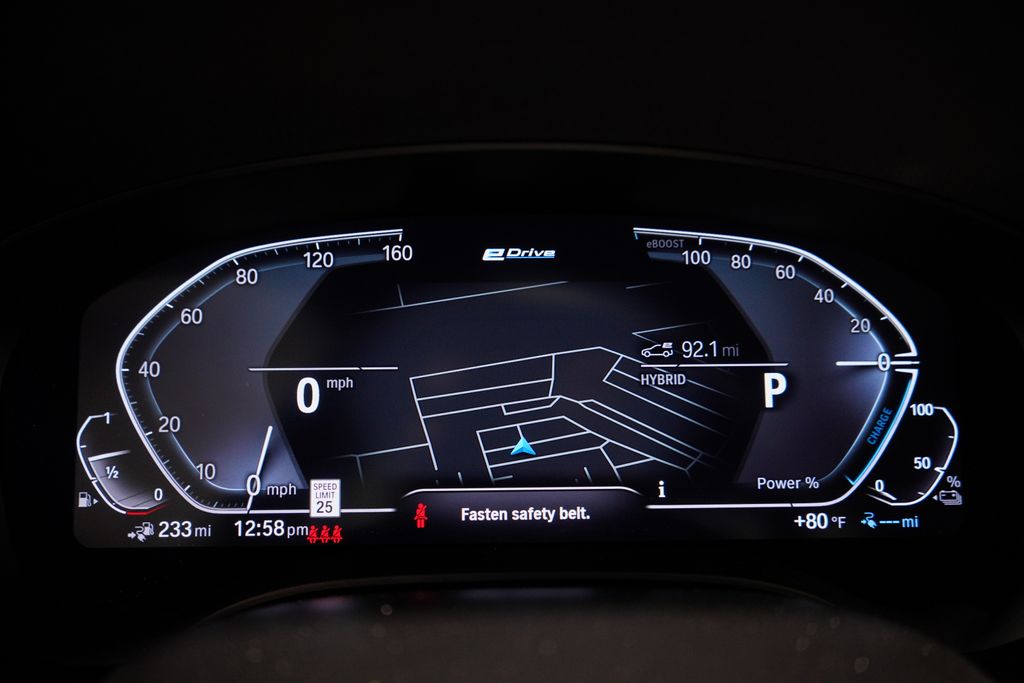 Thumbnail: 2023 BMW 5 Series - 22