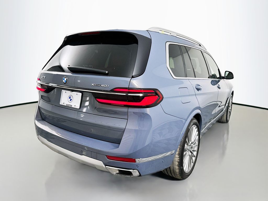 Thumbnail: 2026 BMW X7 - 5