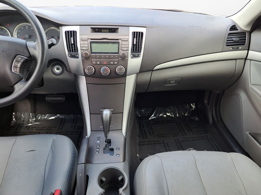 Used Car 2009 Hyundai Sonata  Gls For Sale Under $10,000 In Austin, Texas