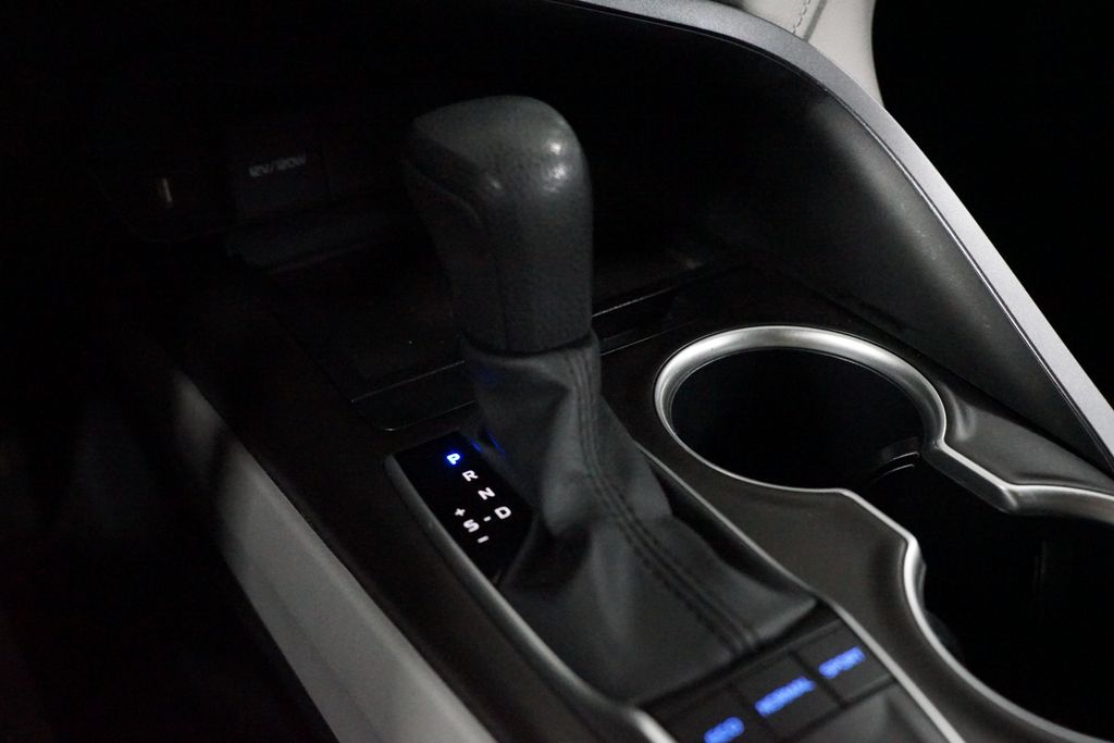 Thumbnail: 2024 Toyota Camry - 20