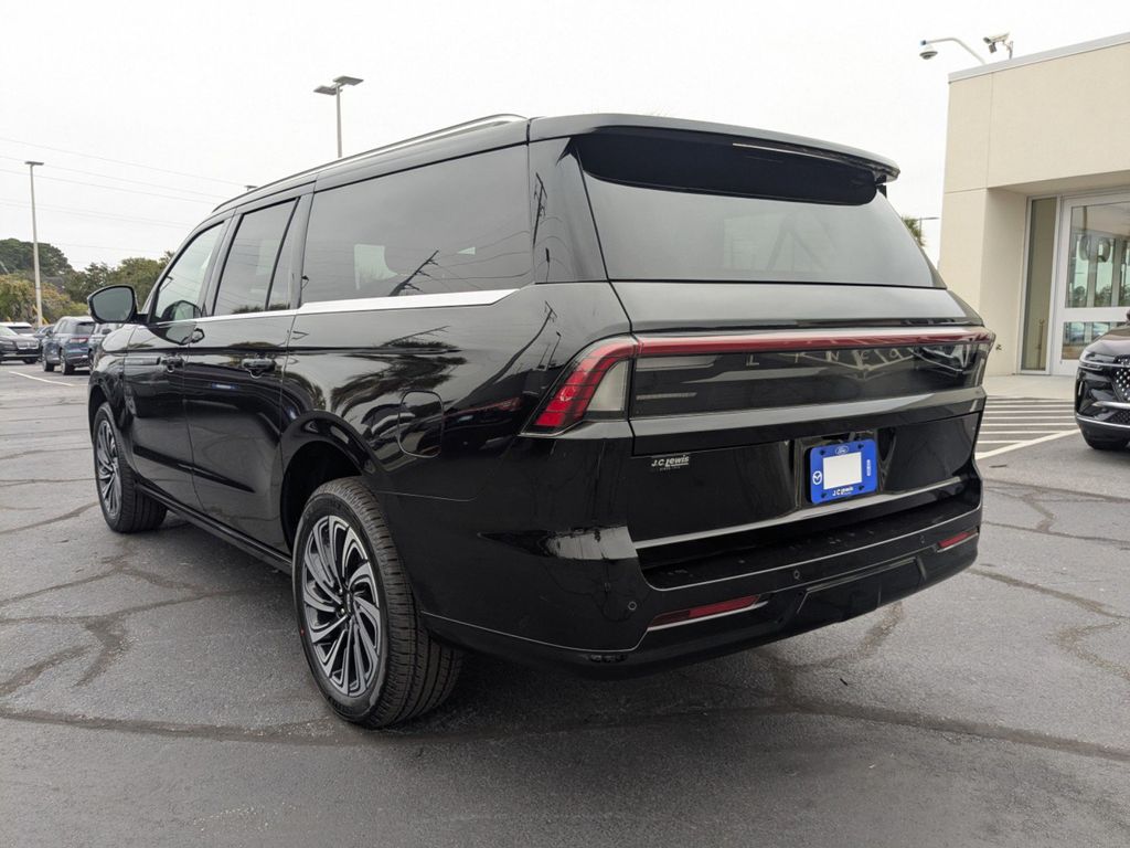 2025 Lincoln Navigator Black Label L