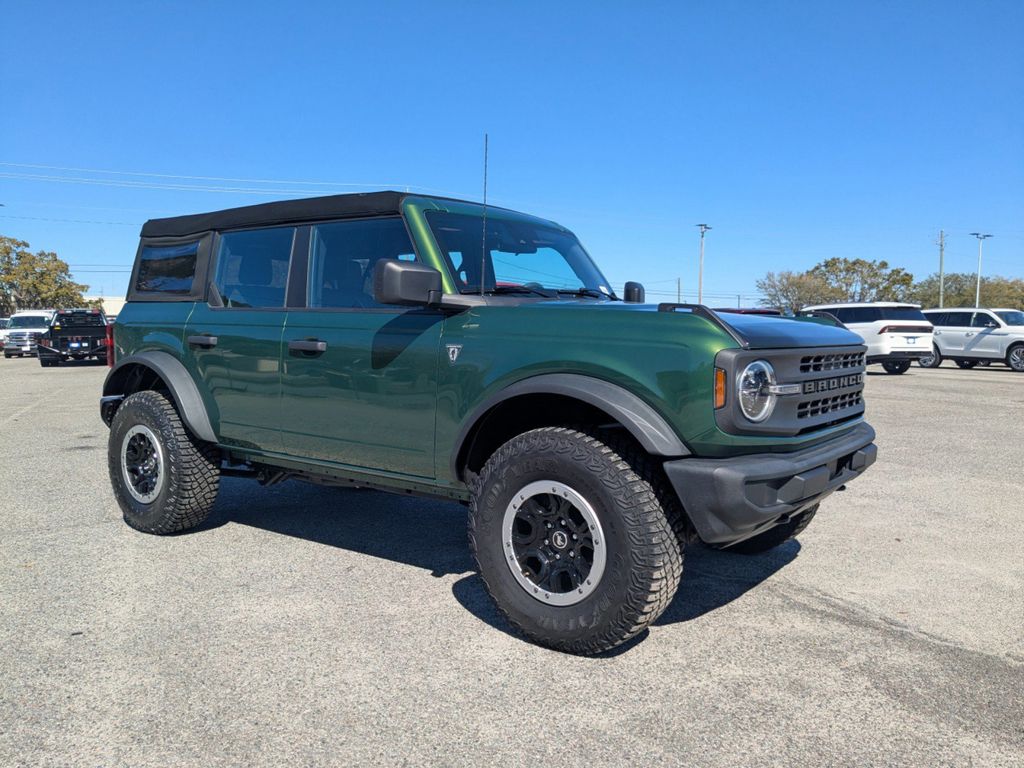 2023 Ford Bronco 