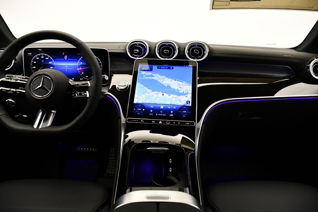 Thumbnail: 2025 Mercedes-Benz GLC - 18