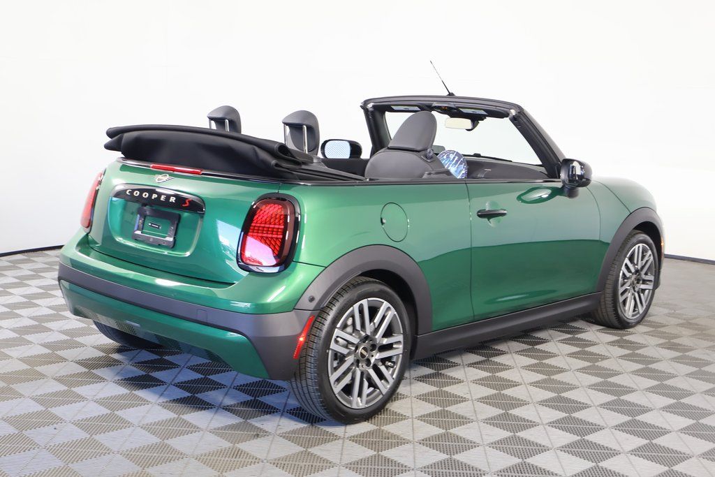 Thumbnail: 2026 MINI Cooper - 4