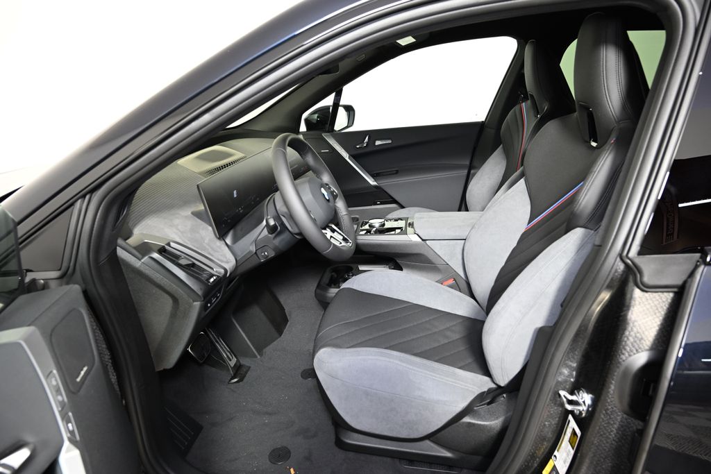 Thumbnail: 2026 BMW iX - 14