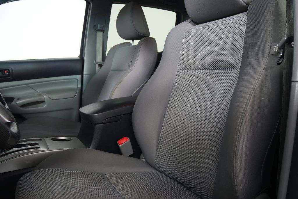 2013 Toyota Tacoma PreRunner 11