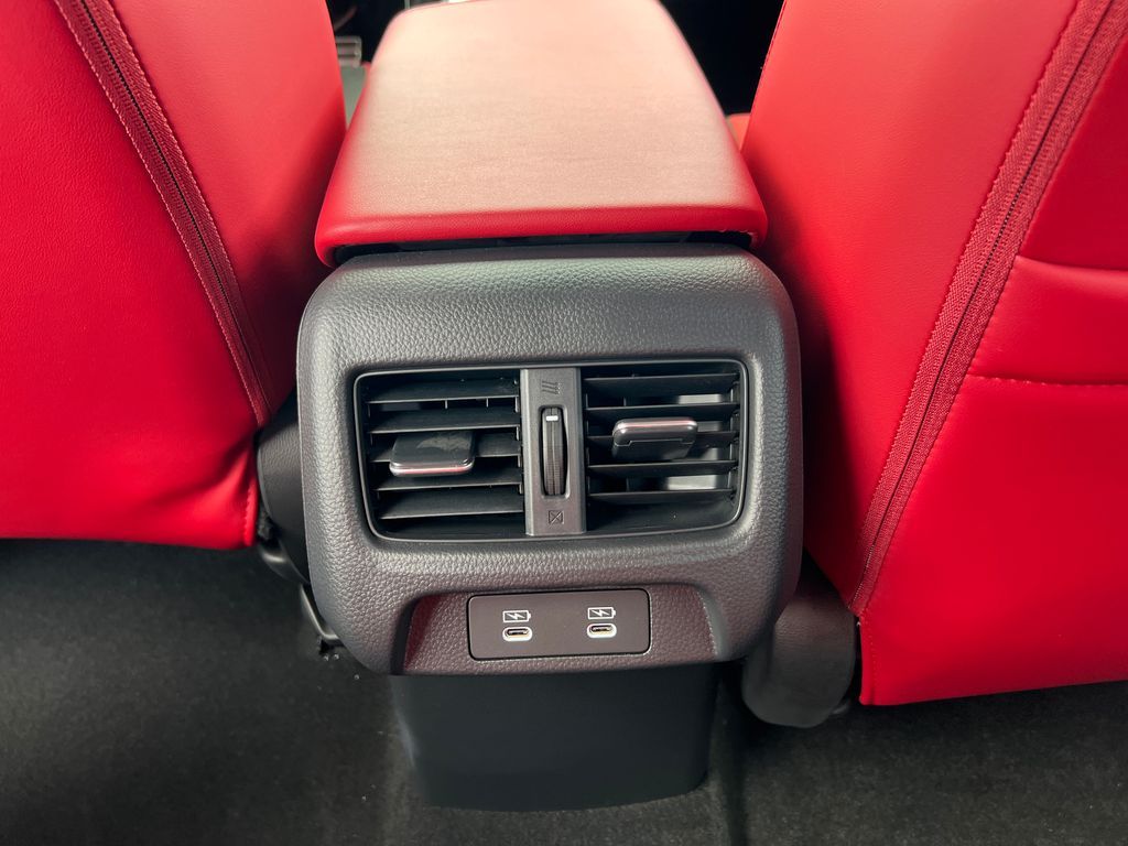 Thumbnail: 2025 Acura ADX - 22