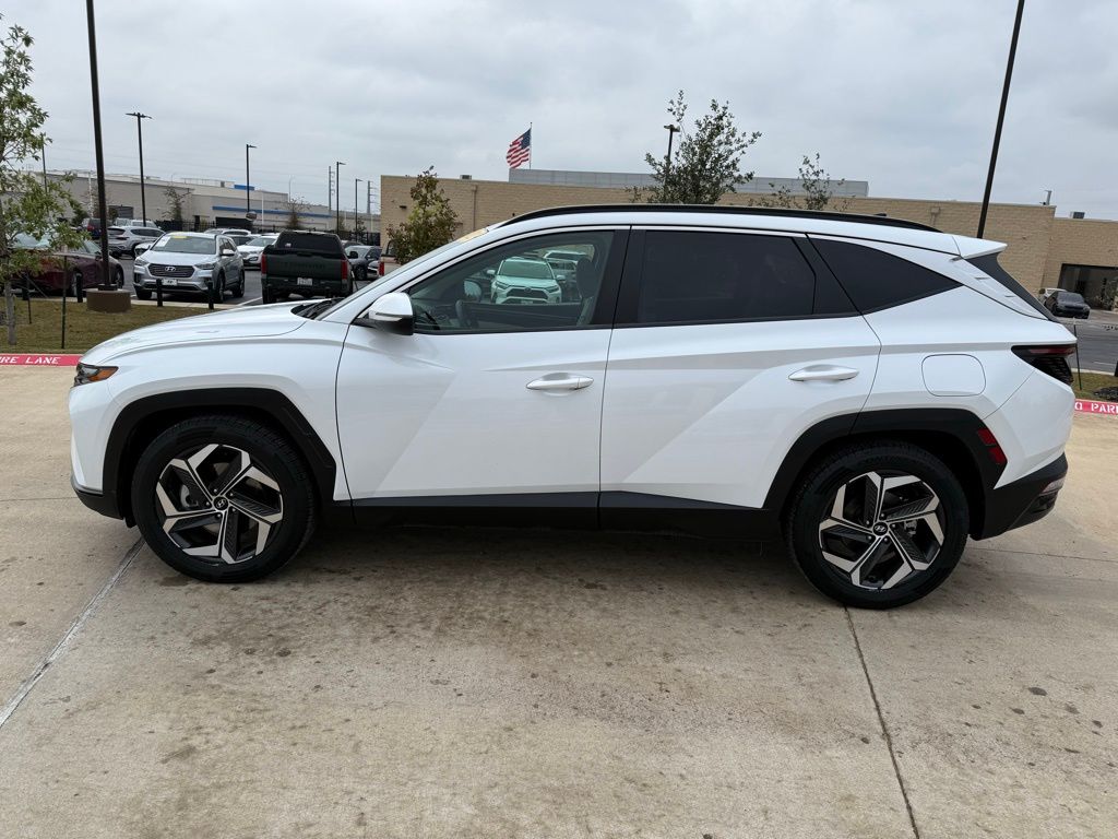 Thumbnail: 2022 Hyundai Tucson - 8