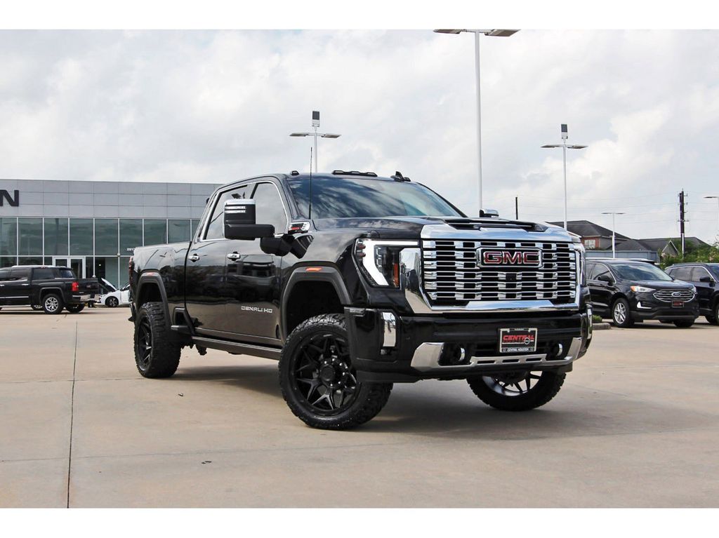 2025 GMC Sierra 2500HD Denali - 0