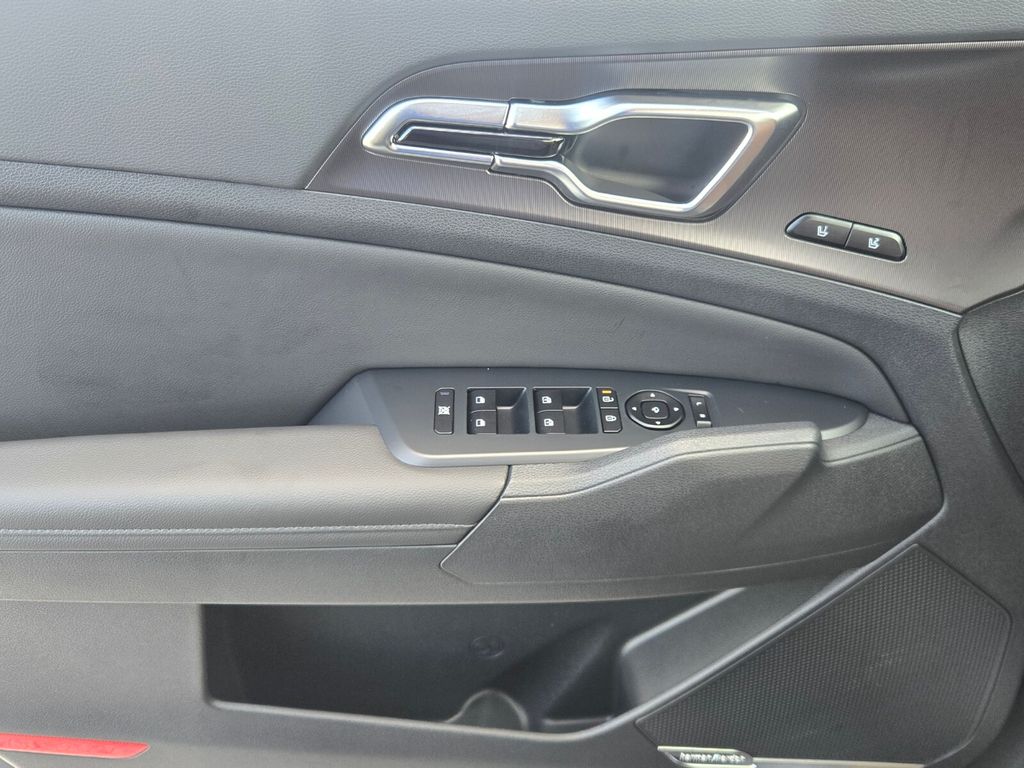2027 Kia Sportage - $41,730