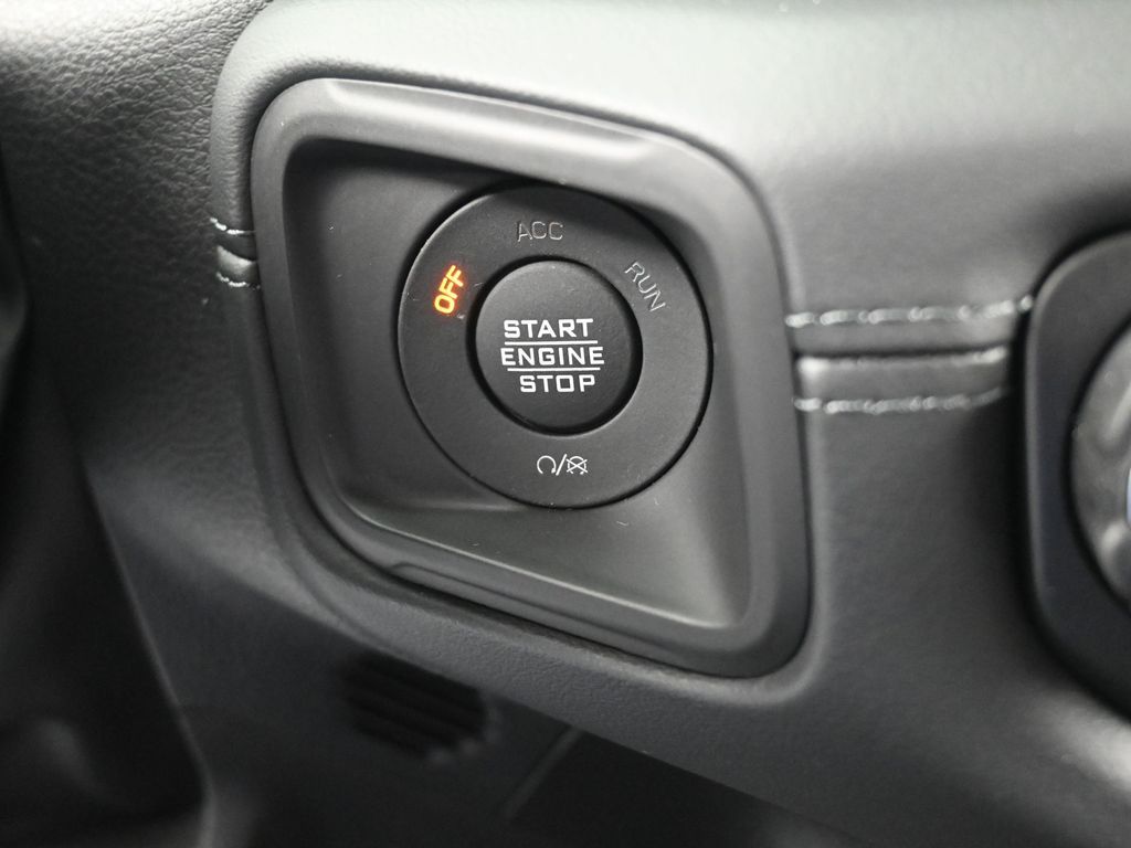 New 2026 Bright White Clearcoat Jeep Mojave image 22