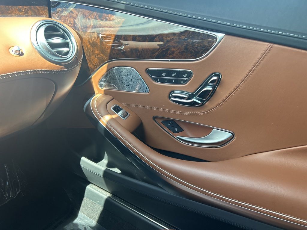 Thumbnail: 2017 Mercedes-Benz S-Class - 15