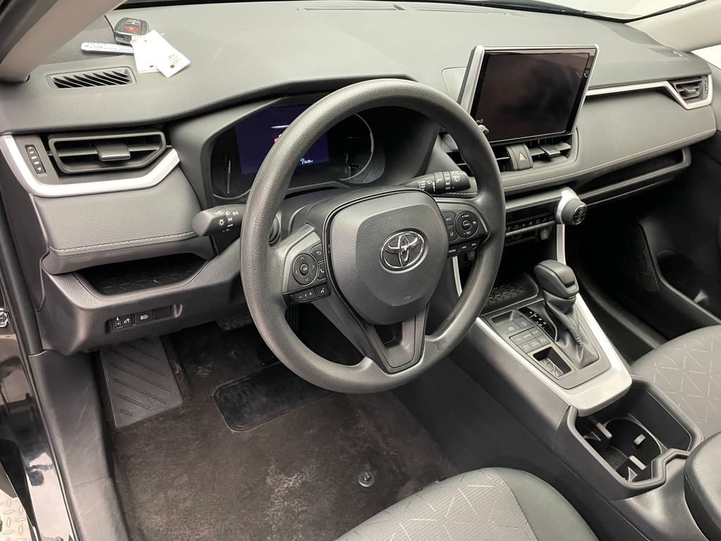 2024 Toyota RAV4 XLE 11