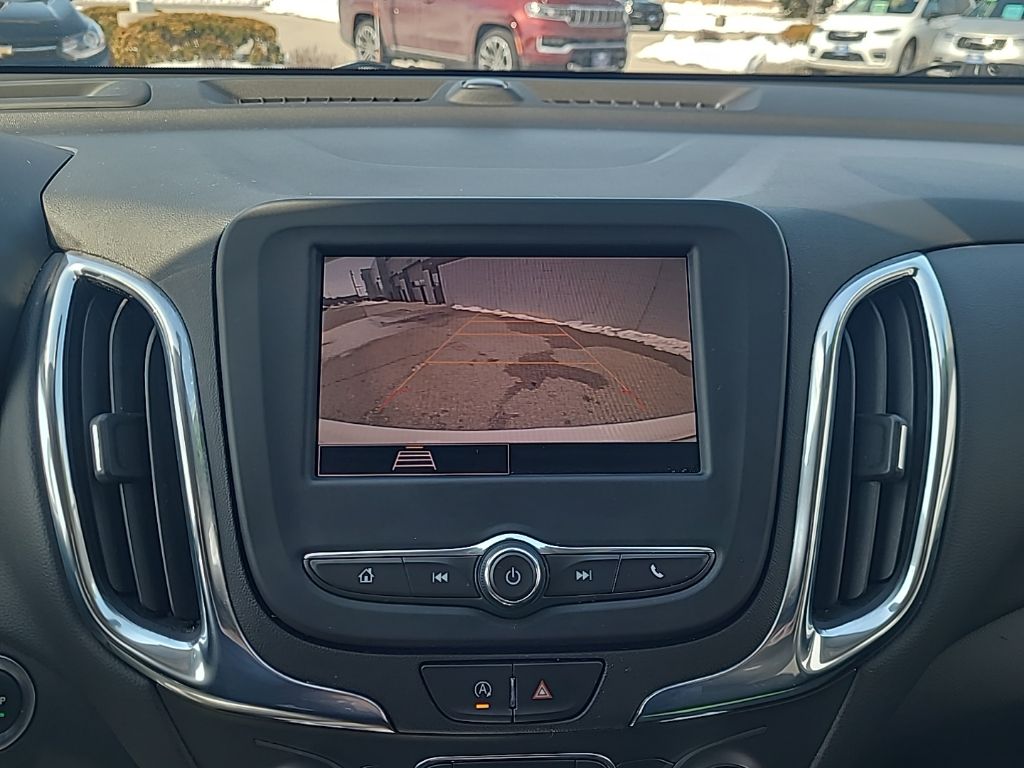 used 2022 Chevrolet Equinox car, priced at $15,390