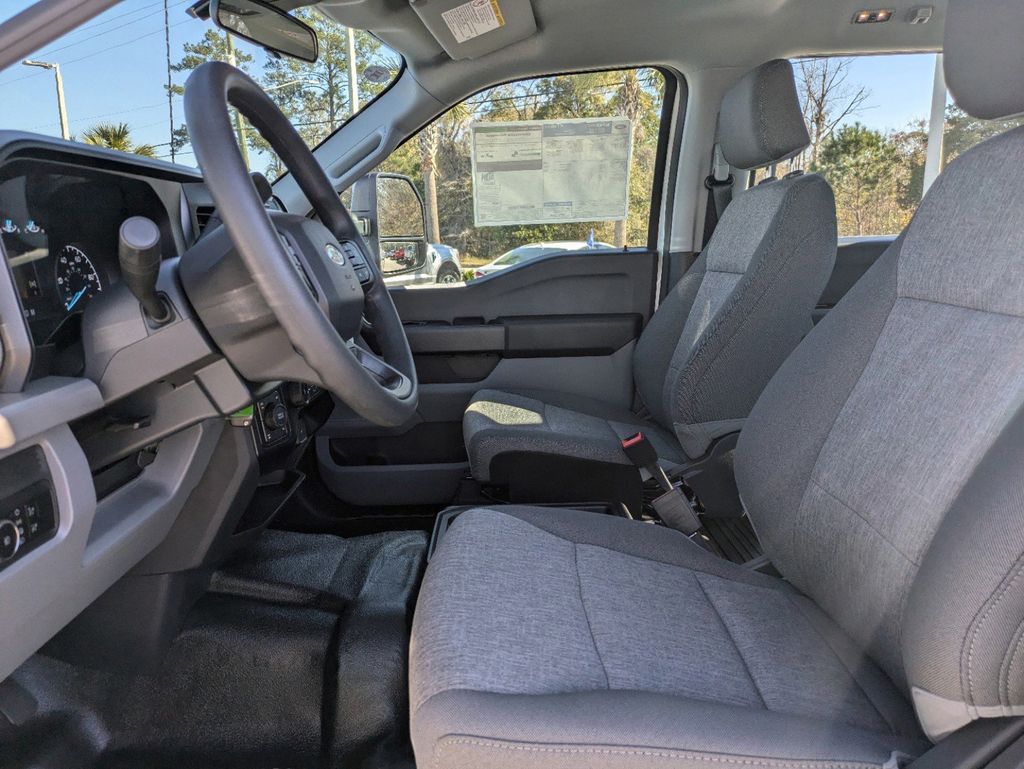 2024 Ford F-350 Super Duty XL