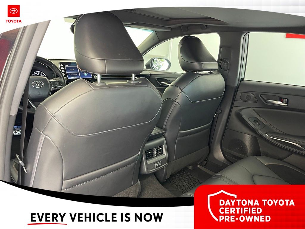 Used 2022 Toyota Avalon Hybrid Sedan