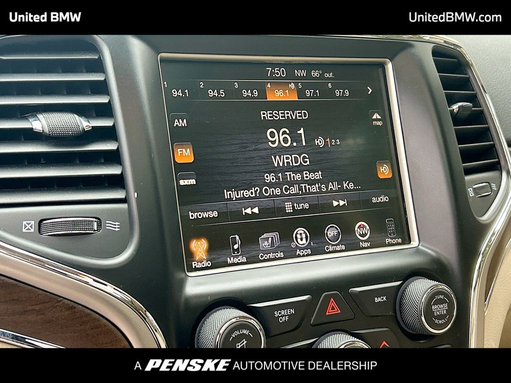 Thumbnail: 2015 Jeep Grand Cherokee - 8