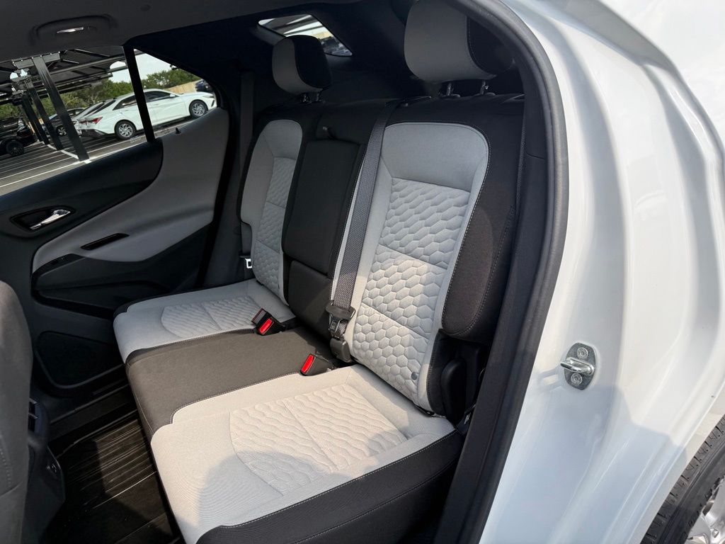 Thumbnail: 2021 Chevrolet Equinox - 22