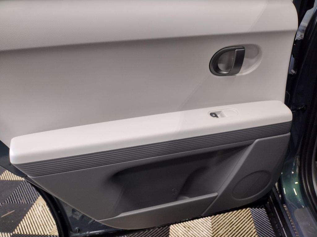 2026 Hyundai IONIQ 5 SE Standard Range