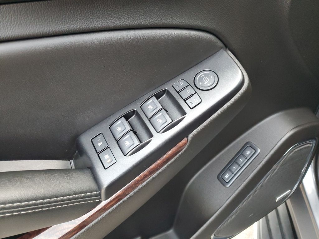 Used Car 2018 Gmc Yukon  Slt For Sale Under $30,000 In Austin, Texas